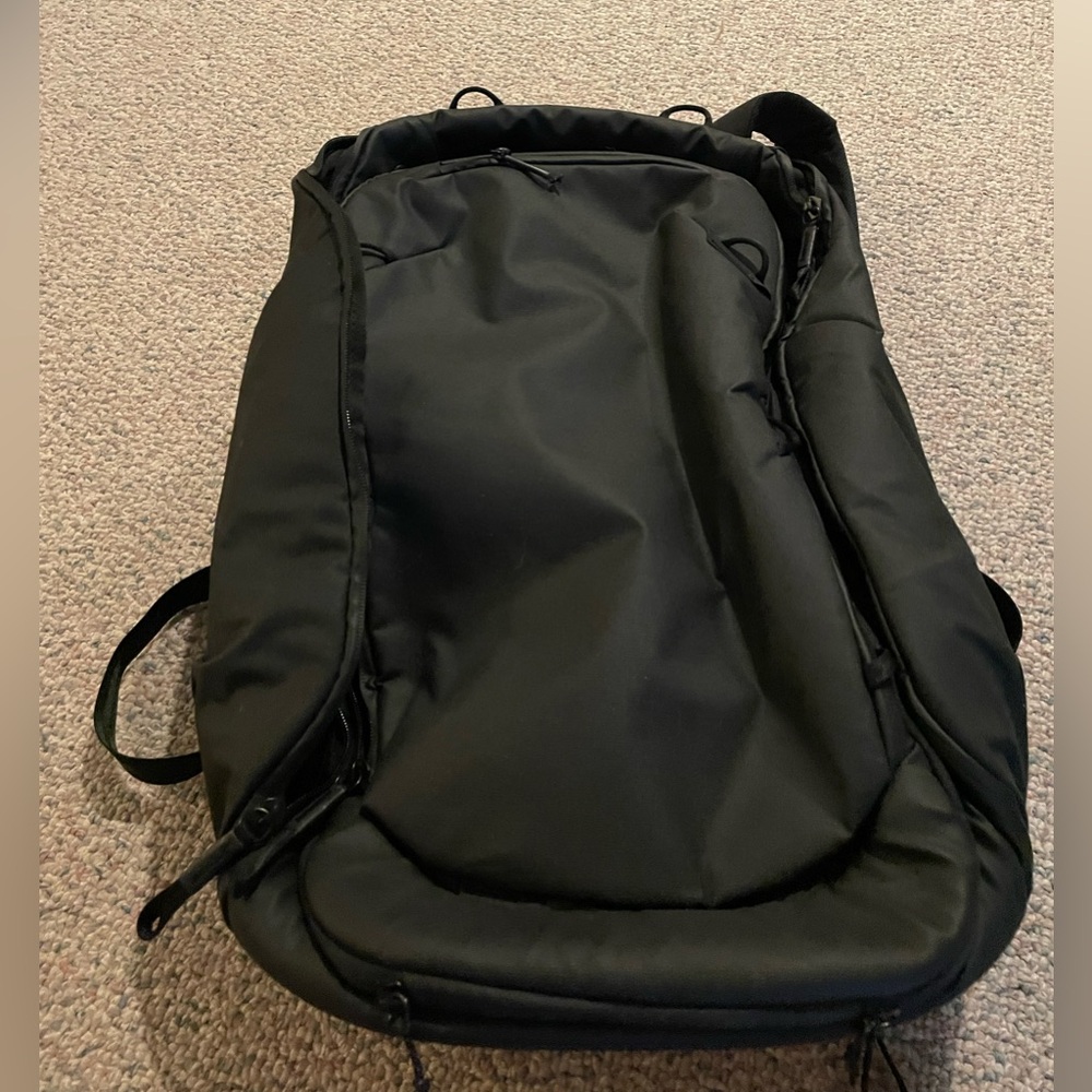 Peak design travel/camera backpack 45L